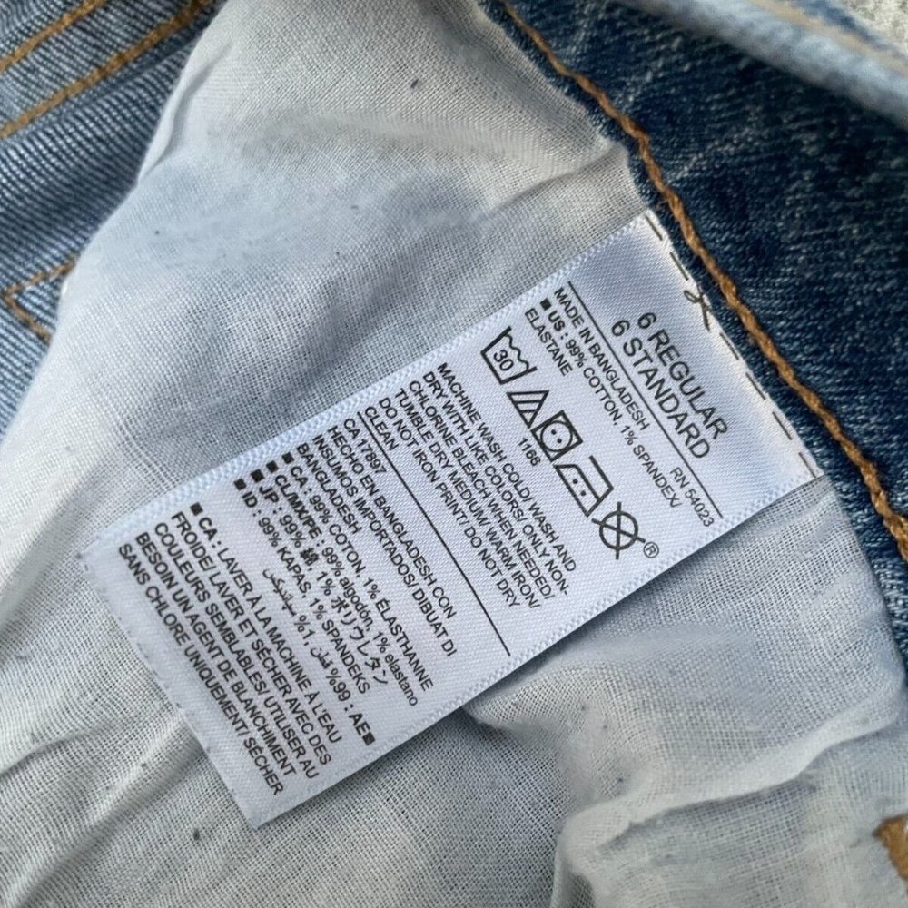Old Navy Women Jeans Ripped Boyfriend Straight Denim Cotton Jean Size 6 Reg - Picture 9 of 9